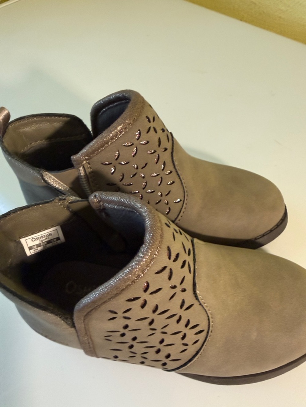 OshKosh B'gosh Taupe Girls Ankle Boots with Cutout Detail - Picture 10 of 10